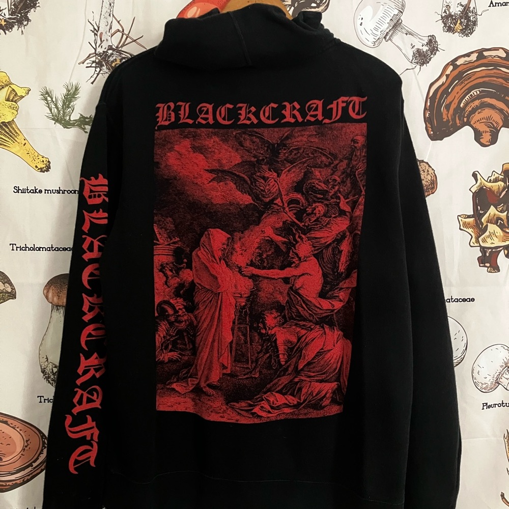 BLACK CRAFT CULT sweater